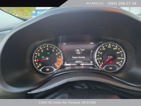 Used 2017 Jeep Renegade Trailhawk AWD/4WD image 14