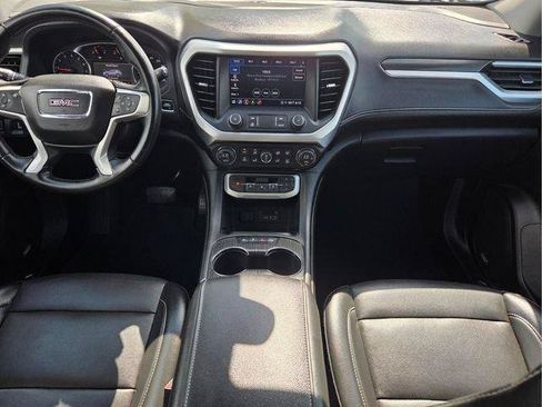 Used 2023 GMC Acadia SLT FWD image 16