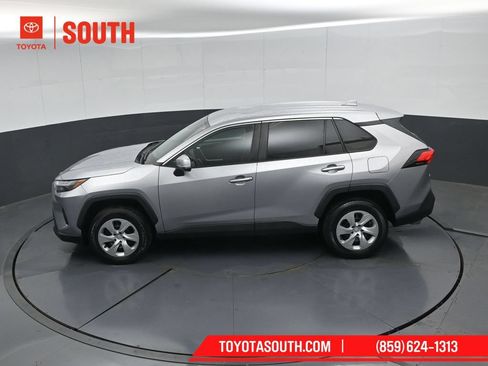 Used 2023 Toyota RAV4 LE AWD/4WD image 48
