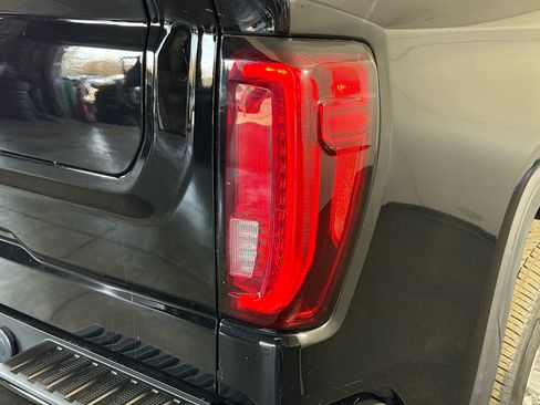 Used 2020 GMC Sierra 1500 Denali w/ Denali Ultimate Package image 33