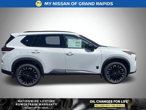 New 2026 Nissan Rogue Dark Armor AWD/4WD image 7