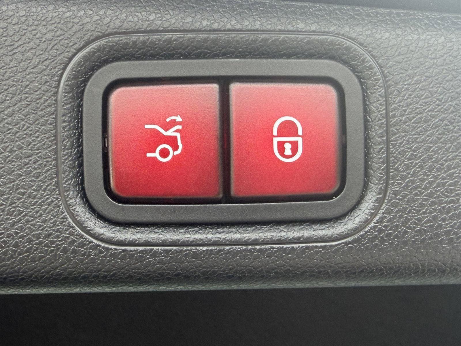 Used 2022 Mercedes-Benz E 350 4MATIC Sedan image 42