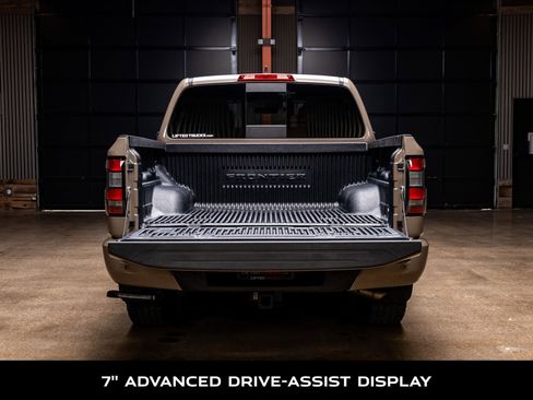 Used 2023 Nissan Frontier Pro-X w/ Technology Package image 8