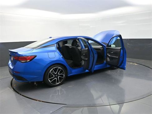 Used 2024 Nissan Sentra SR image 41