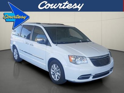 Used 2016 Chrysler Town & Country Limited Platinum