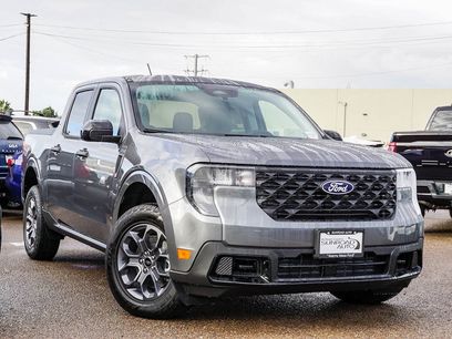 New 2025 Ford Maverick XLT w/ XLT Luxury Package