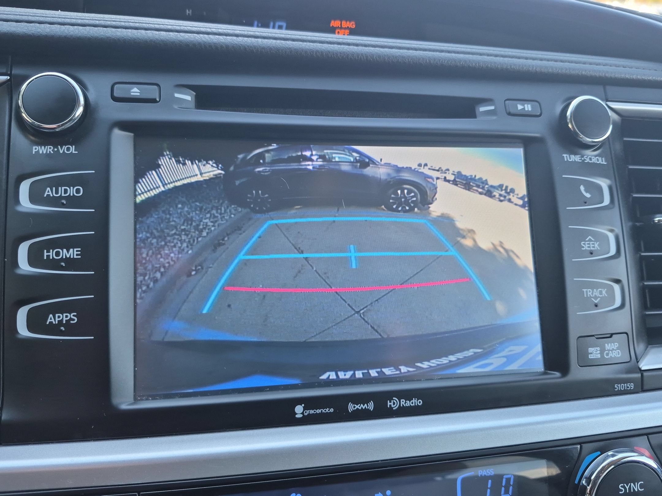Used 2016 Toyota Highlander XLE AWD/4WD image 19