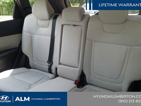 New 2025 Hyundai Tucson SE image 15