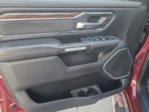 Used 2019 RAM 1500 Laramie image 15