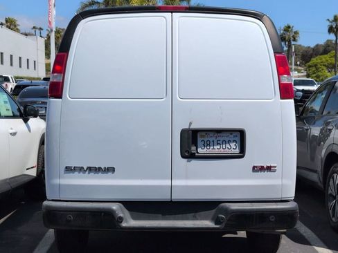 Used 2023 GMC Savana 2500 Extended w/ Driver Convenience Package RWD image 5