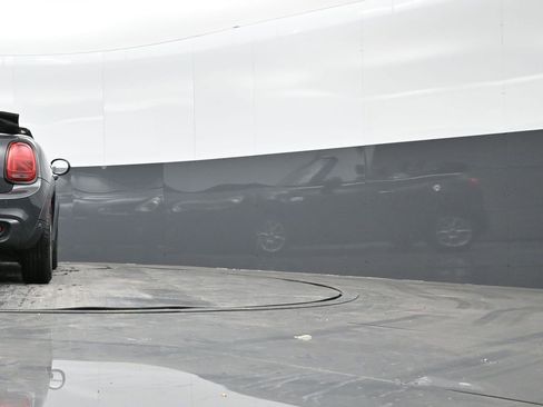 Used 2019 MINI Cooper S image 45