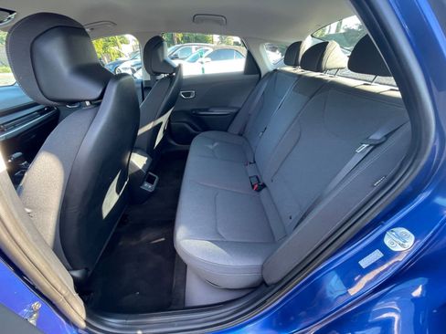 Used 2025 Kia K4 LXS image 24