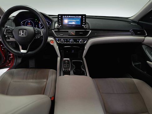 Used 2019 Honda Accord Touring image 13