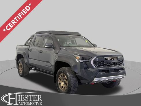 Used 2025 Toyota Tacoma 4x4 Double Cab Hybrid w/ Tow Tech Package image 1