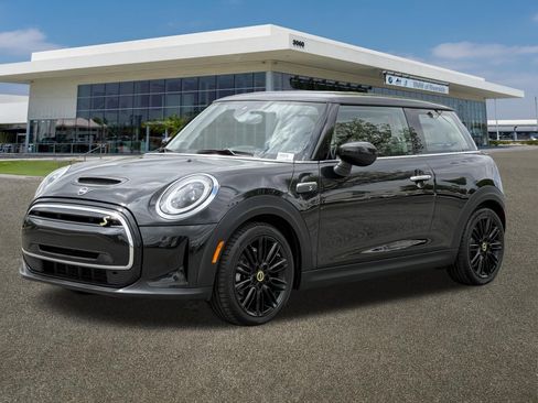 Used 2024 MINI Cooper SE FWD image 5
