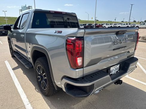 Used 2026 GMC Sierra 1500 Elevation w/ Elevation Premium Package AWD/4WD image 9