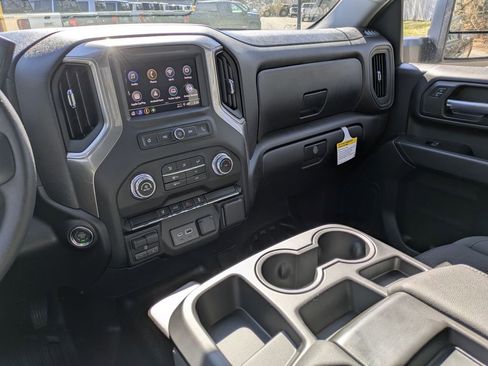 New 2026 GMC Sierra 3500 Pro w/ Convenience Package AWD/4WD image 19