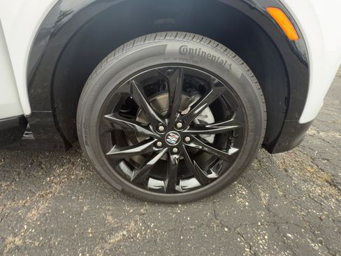 Used 2025 Buick Encore GX Sport Touring w/ Experience Buick Package image 10