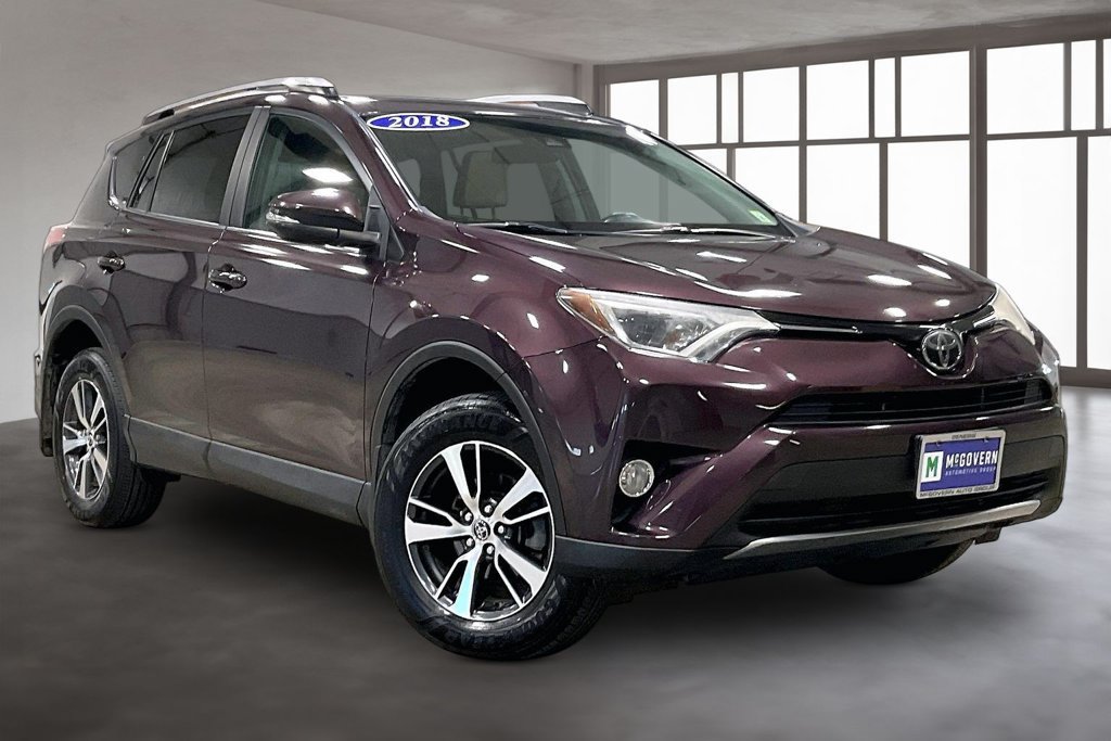 Used 2018 Toyota RAV4 XLE w/ Plus Extra Value Package AWD/4WD image 3