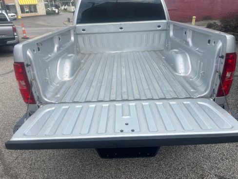 Used 2013 Chevrolet Silverado 3500 W/T w/ Snow Plow Prep Package AWD/4WD image 8