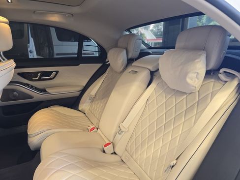 Used 2023 Mercedes-Benz S 580 4MATIC Sedan image 17