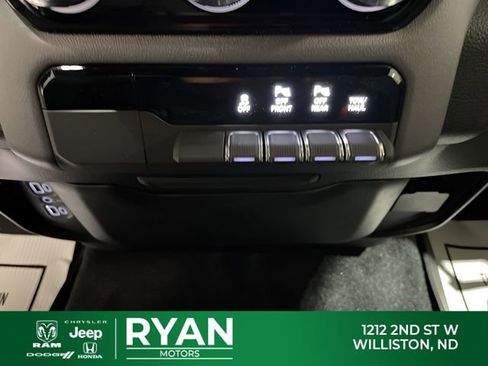 New 2026 RAM 1500 Big Horn AWD/4WD image 31
