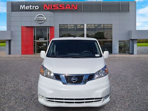 Used 2019 Nissan NV200 SV w/ Navigation Package image 2