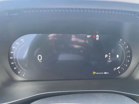 Certified 2026 Volvo XC40 B5 Plus w/ Protection Package Premier image 19