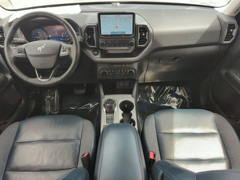 Used 2022 Ford Bronco Sport Outer Banks w/ Tech Package AWD/4WD image 11