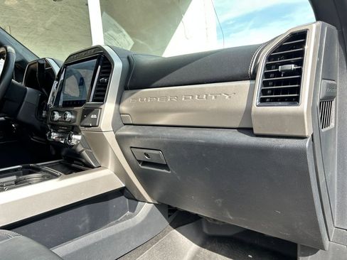 Used 2022 Ford F350 Lariat w/ Lariat Ultimate Package image 14