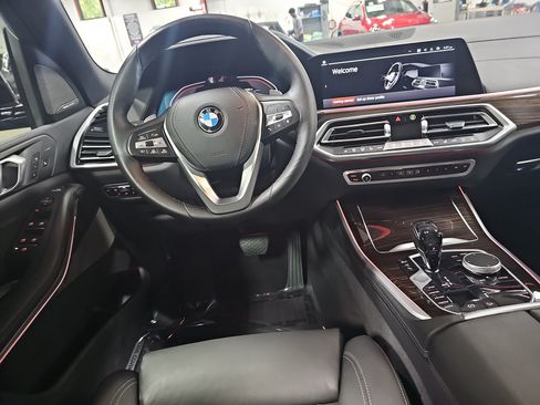Used 2021 BMW X5 xDrive40i w/ Premium Package AWD/4WD image 18