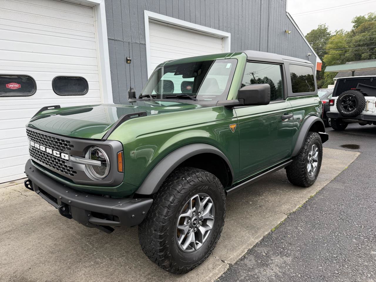 Used 2022 Ford Bronco Badlands AWD/4WD image 1