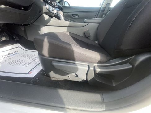 New 2025 Nissan Sentra S image 12