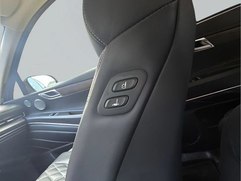 Used 2021 Genesis GV80 3.5T w/ Prestige Package 07 AWD/4WD image 12