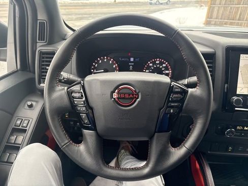 Used 2024 Nissan Frontier PRO-4X w/ Technology Package image 18