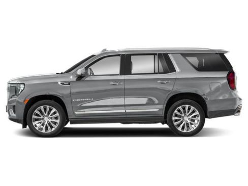 Used 2023 GMC Yukon Denali w/ Denali Reserve Package AWD/4WD image 3