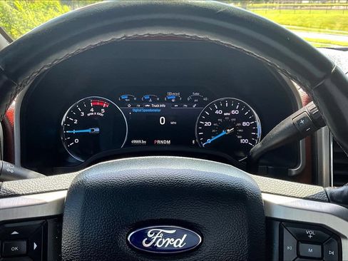 Used 2022 Ford F250 Platinum AWD/4WD image 14