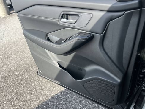 New 2026 Nissan Rogue Dark Armor FWD image 15