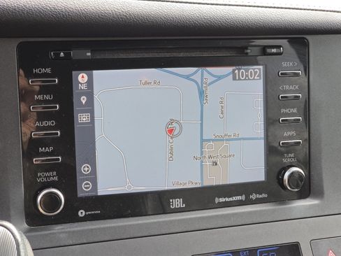 Used 2019 Toyota Sienna SE w/ SE Preferred Package AWD/4WD image 4