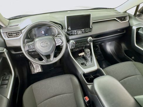 Certified 2025 Toyota RAV4 XLE w/ Convenience Package image 20