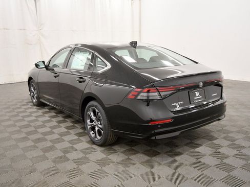 New 2025 Honda Accord EX-L image 5