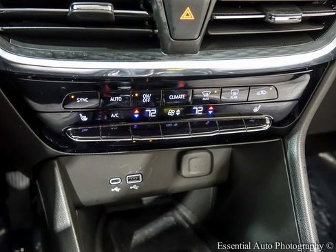 Used 2025 Buick Encore GX Avenir w/ Avenir Technology Package image 16