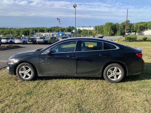 Used 2024 Chevrolet Malibu LT FWD image 8