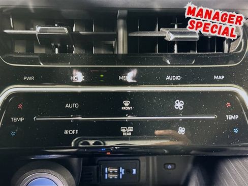 Used 2022 Toyota Venza Limited w/ Advanced Technology Package AWD/4WD image 18