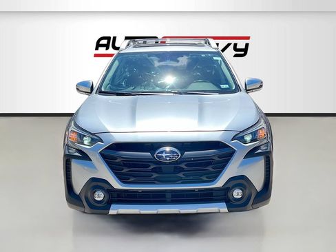 Used 2024 Subaru Outback Touring XT AWD/4WD image 2