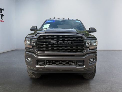 Used 2022 RAM 2500 Big Horn w/ Night Edition AWD/4WD image 7