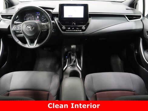 Used 2025 Toyota Corolla SE image 27