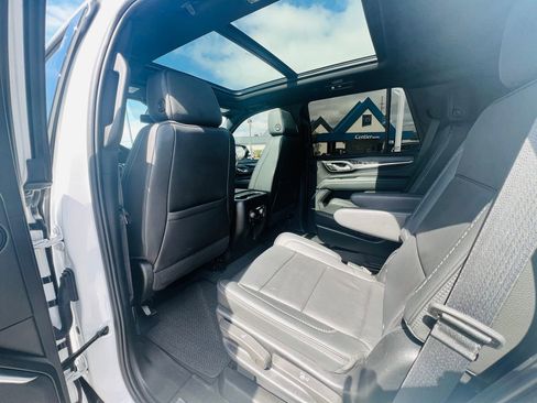 Used 2022 GMC Yukon Denali AWD/4WD image 35