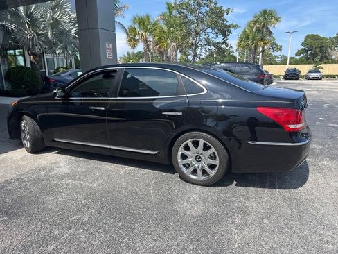 Used 2012 Hyundai Equus Signature RWD image 4