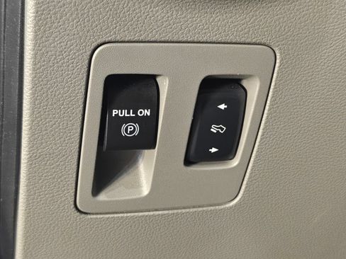Used 2018 Ford F150 XLT w/ Equipment Group 301A Mid AWD/4WD image 11